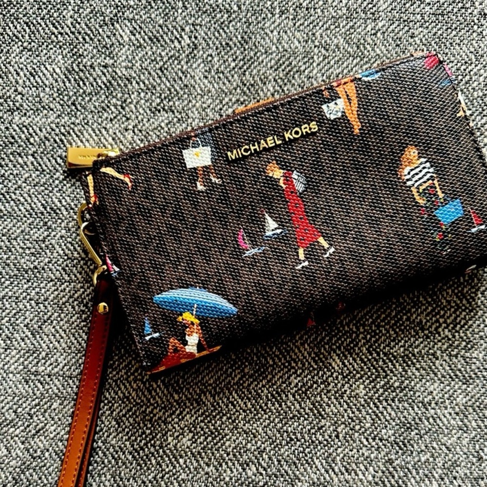 Michael Kors Jet Set Girls Limiteded Edition Smartphone Wristlet Wallet